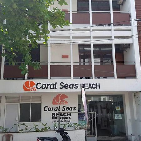 Coral Seas Beach Хиккадува Экстерьер фото